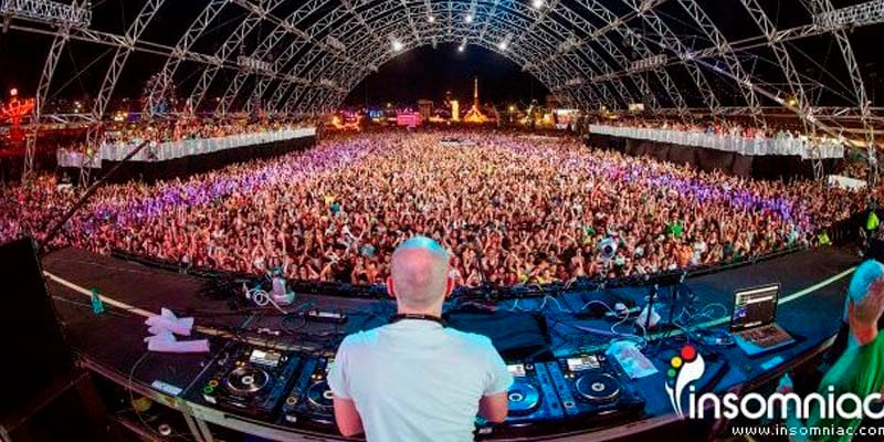 electric-daisy-carnival-wikolia